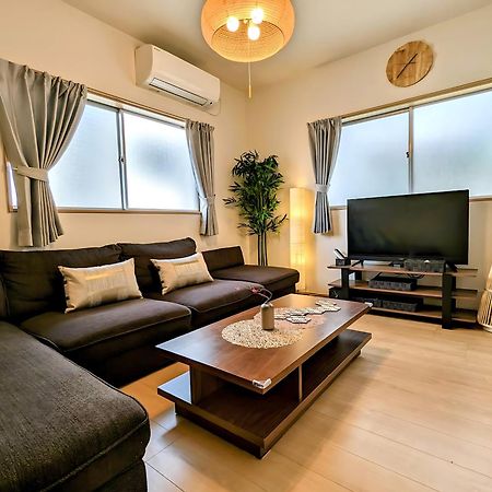 Tsukiyume Kan - House With Parking, 10Mins To Usj, Tennoji, Namba Ōsaka Eksteriør bilde