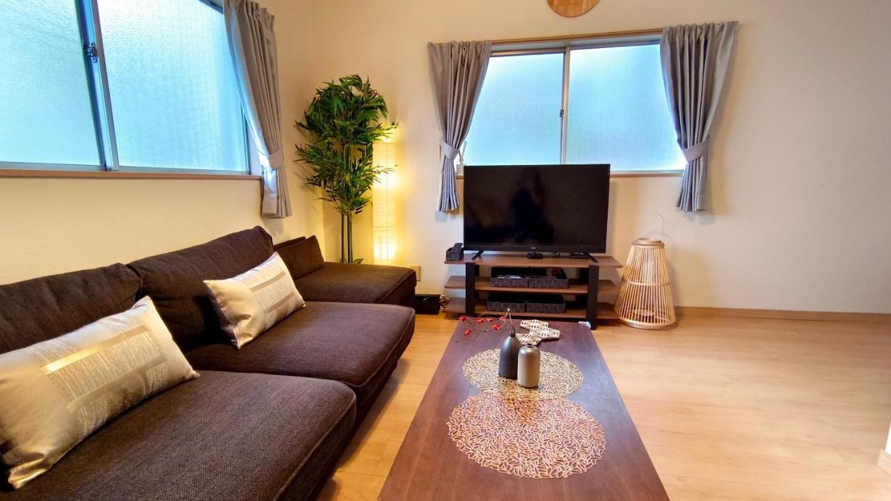 Tsukiyume Kan - House With Parking, 10Mins To Usj, Tennoji, Namba Ōsaka Eksteriør bilde